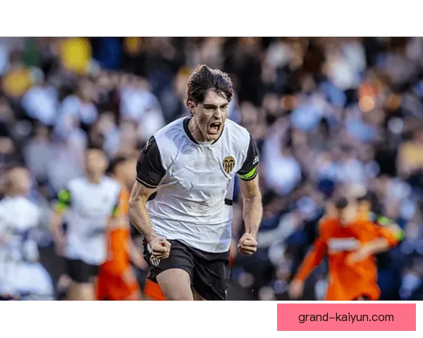 西甲巴列卡诺点球英雄持续提升状态,备受关注。 西甲巴列卡诺点球英雄持续提升状态,备受关注。