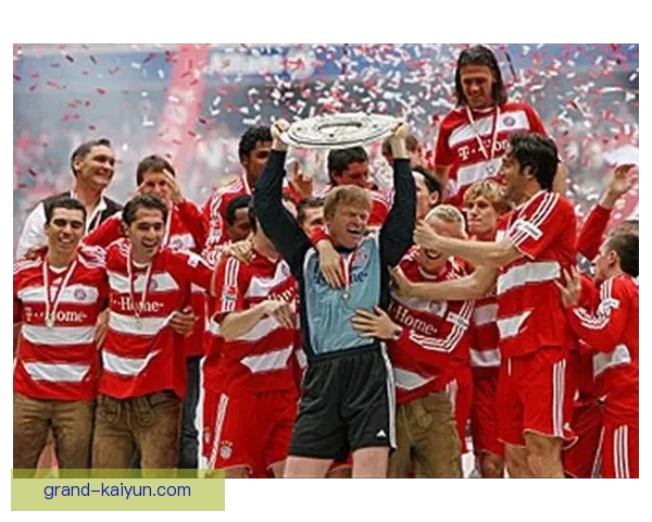 德甲球队转会榜单显示各俱乐部近期转会动态及市场变化趋势